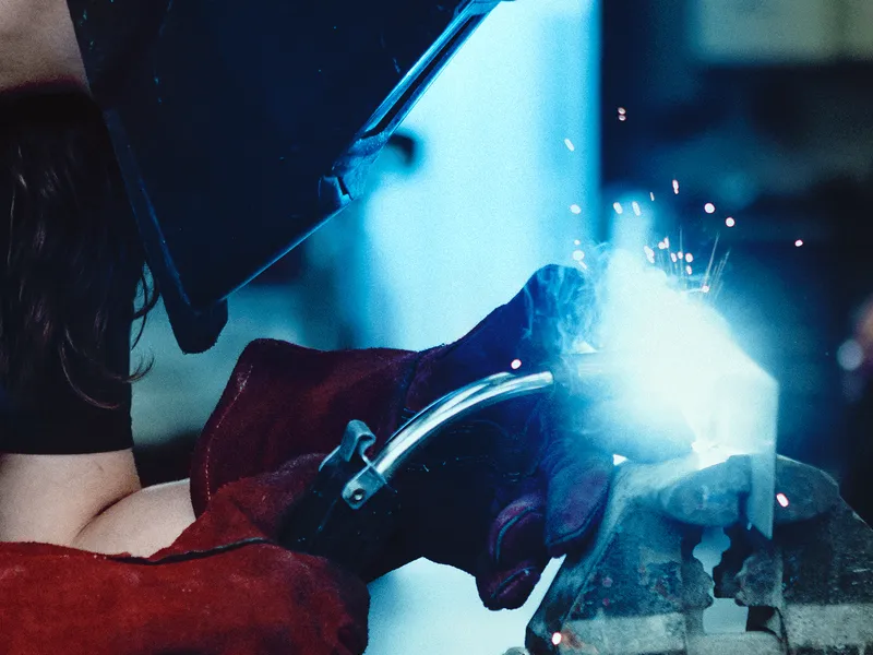 co2 welding.webp